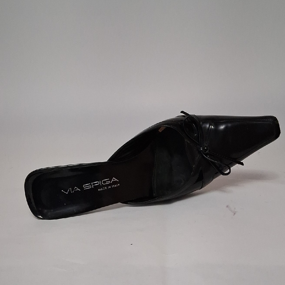 Via Spiga Black Leather Pointed Mule with Knot Accent